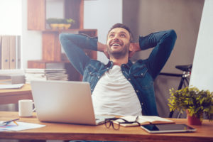 Arbeitszimmer oder Büro zuhause einrichten